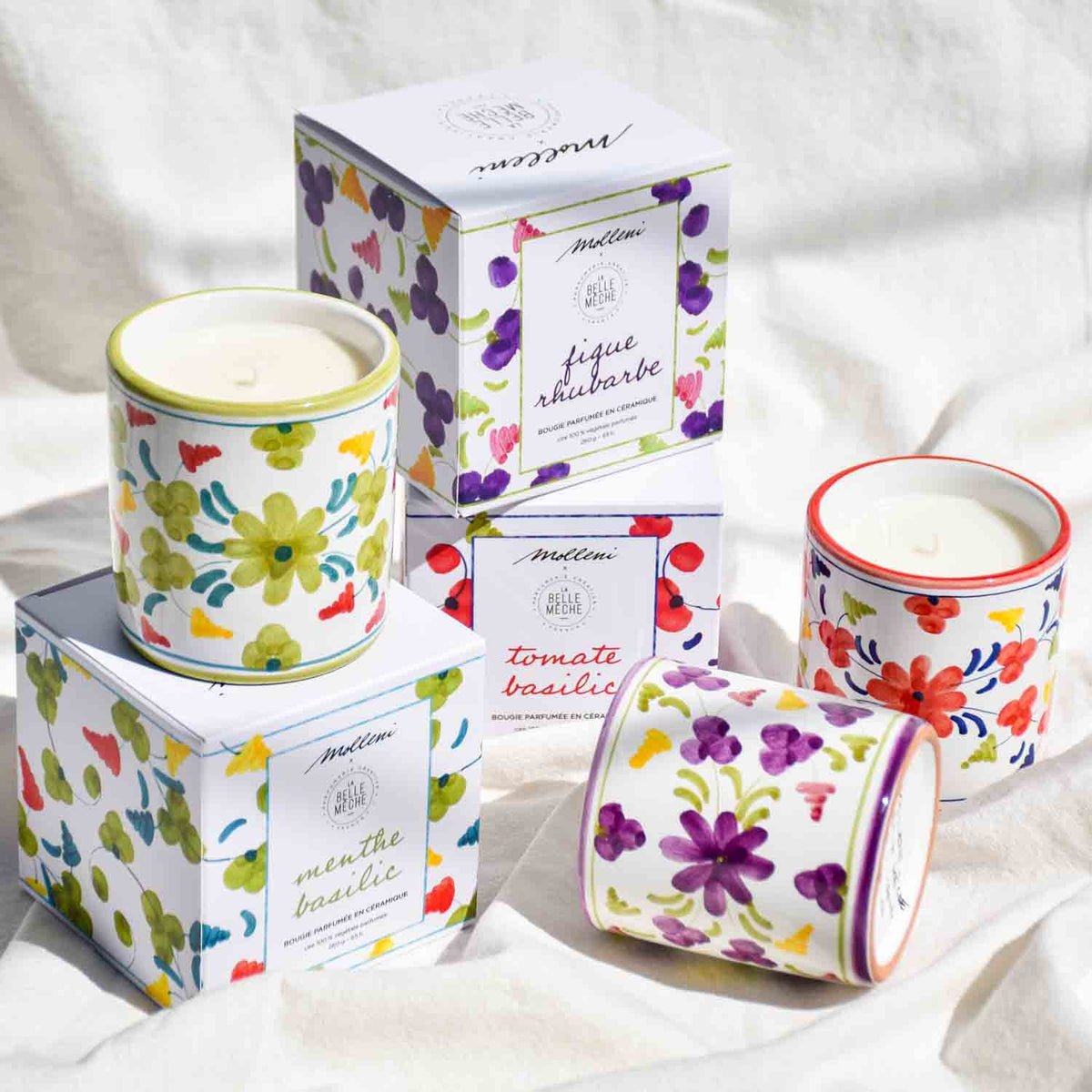 Lot de 2 bougies parfumées de luxe à 3 mèches avec couvercle (daim blanc) 414 g